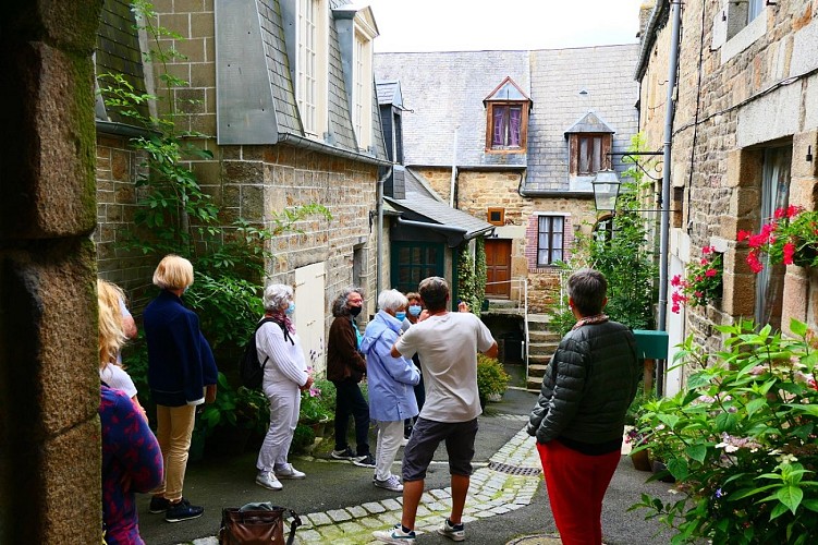 VISITE-GUIDEE-COURS-AUX-MOINES_2021_OTVILLEDIEU TIS