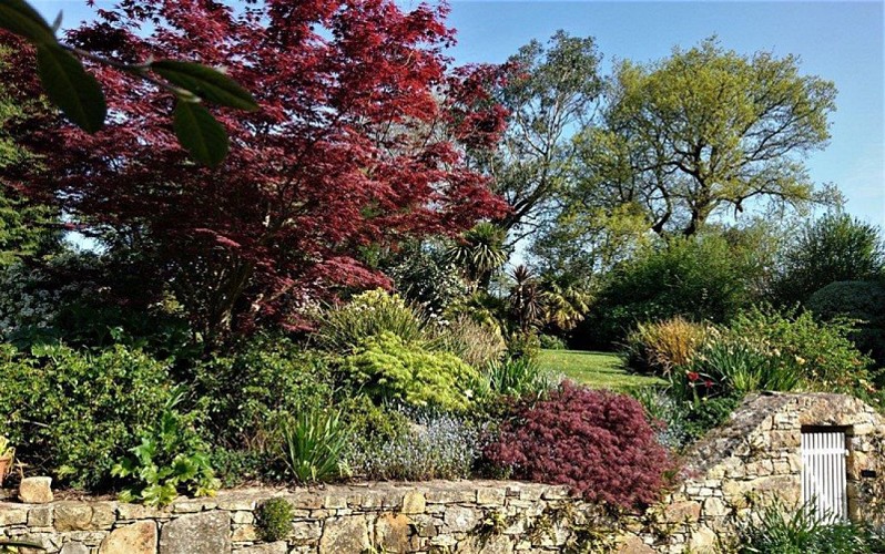 helleville-au-phil-du-jardin-2