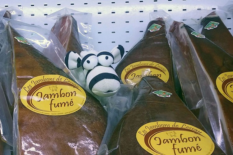 Lessay_Les Jambons de Lessay_magasin-jambon-de-lessay6