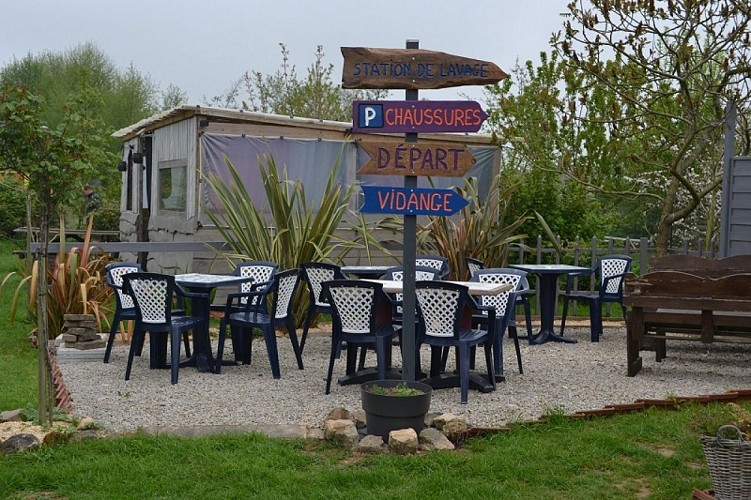 7-clos-des-pieds-nus-2026