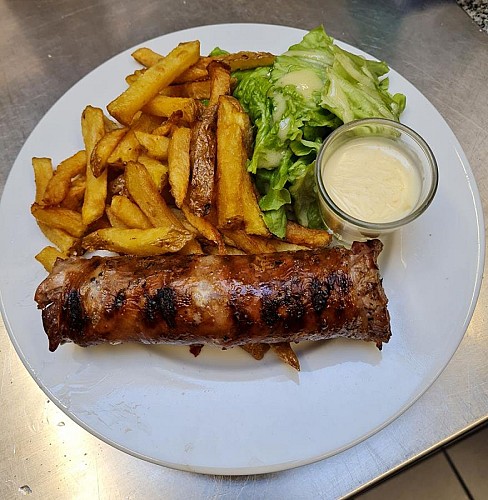 st-sauveur-le-vicomte-rest-le-rideau-cramousi-6