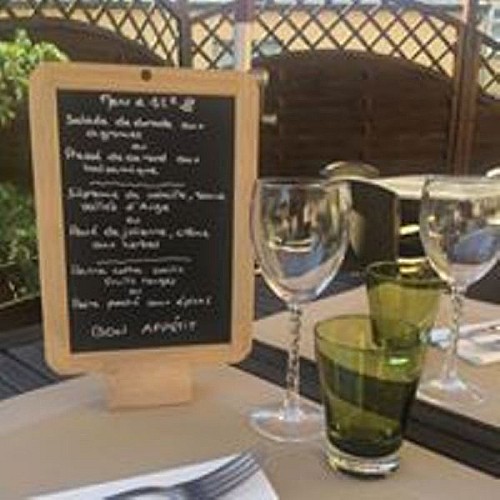 marigny-restaurant-la-vieille-poele-3