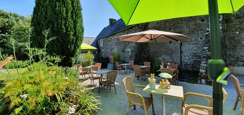 port-bail-sur-mer-restaurant-le-relais-de-la-comte-3