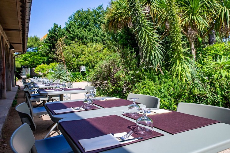 saint-vaast-la-hougue-restaurant_Les_Maisons_de_Tatihou©StephaneLeroy-1477-2