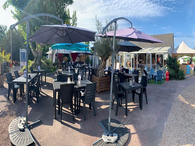 saint-lo-d-ourville-restaurant-b17-2