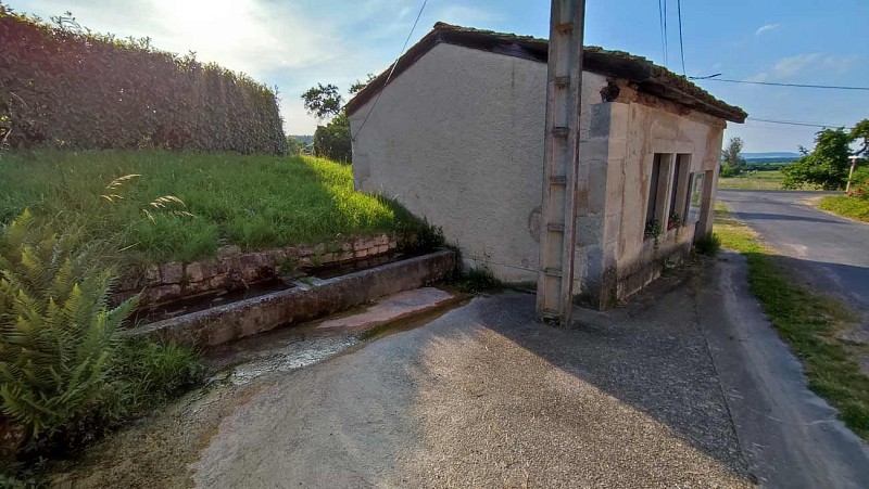 Abreuvoirs du lavoir de Rangéval