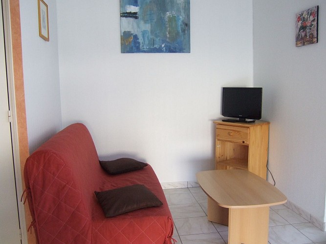 Madame Danielle Olivier