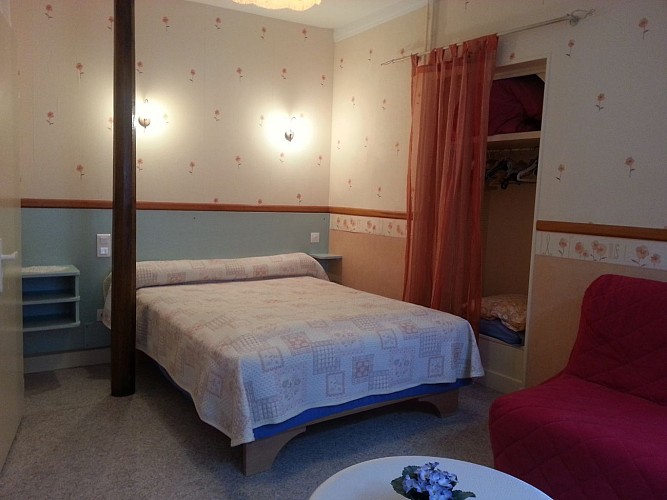 location_la_roche_posay_2_etoiles_Brault_logement_1 (9).jpg_4