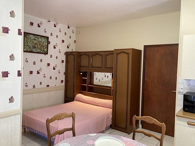 location_la_roche_posay_2_etoiles_Brault_logement_6 (1).JPG_2