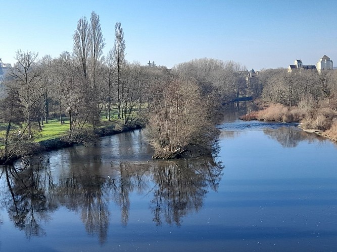 promenade au bord de la creuse