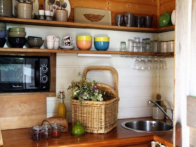 LA-CABANE-PERCHE-BELLOU-LE-TRICHARD