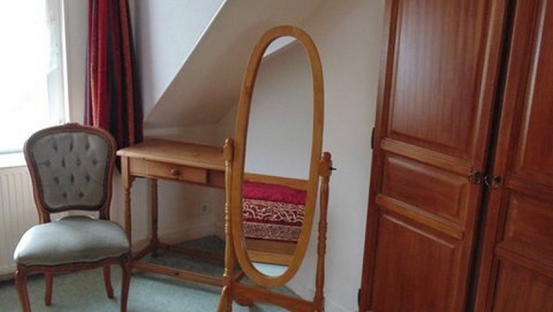 mirror in apartment
