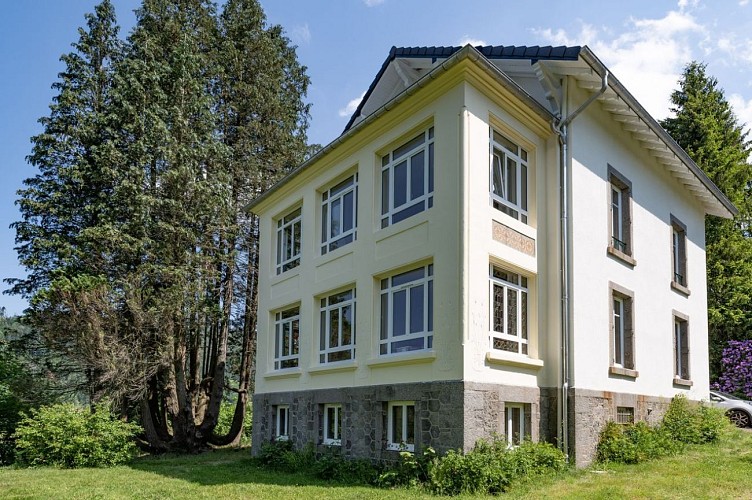 Gästezimmer les Roches Fleuries