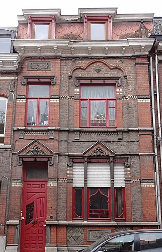 Maisons éclectiques, Art nouveau et Art déco de la rue Renardi