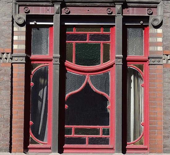 Maisons éclectiques, Art nouveau et Art déco de la rue Renardi