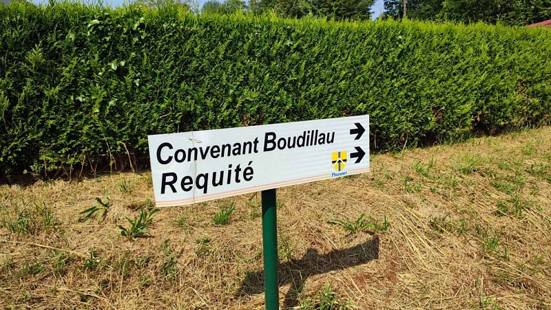 Suivre vers Requité