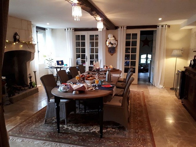 Le-Moulin-de-Sevoux-Maletable-800