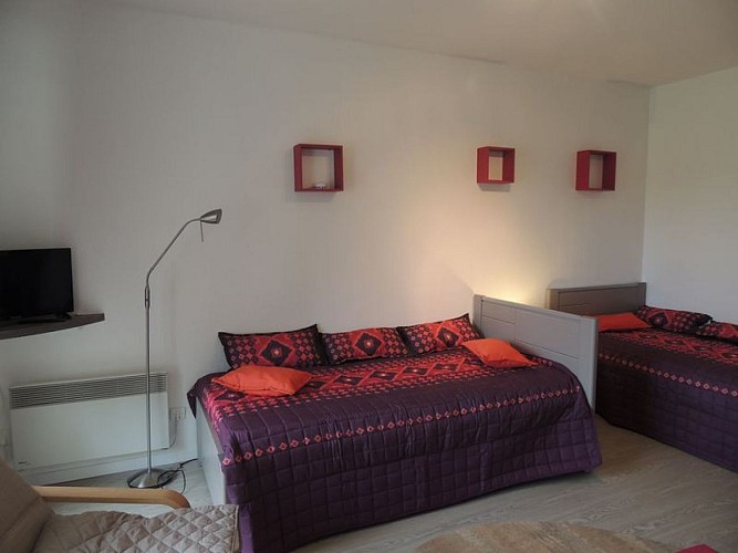 La-Jamoisiere-15-Bagnoles