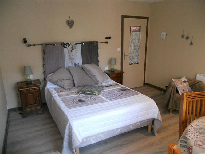 La-Montjoie-3-Bagnoles