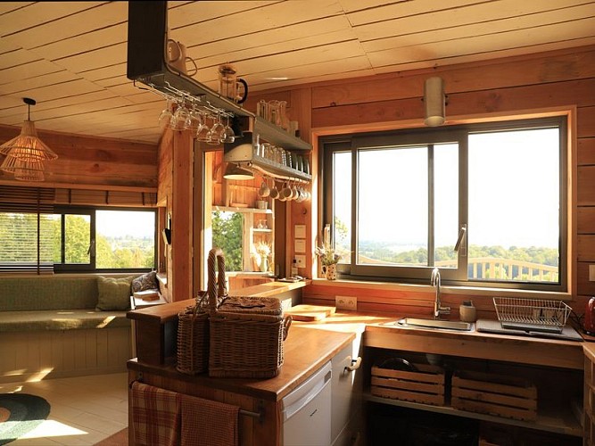 Maison-Perchée-Bellou-800