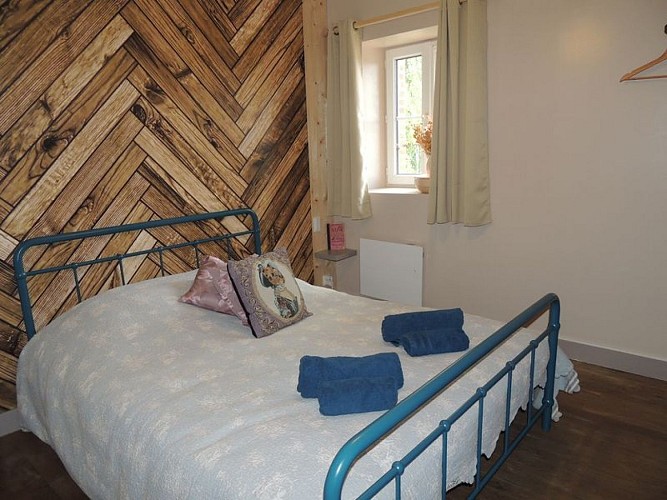 Le-Vieil-Home-2-Domfront-800