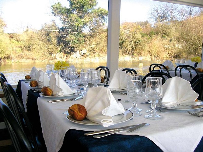 Bateau Restaurant Croisière Val d'Orne