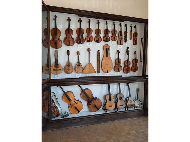 Musée des instruments de musique - L'Aigle