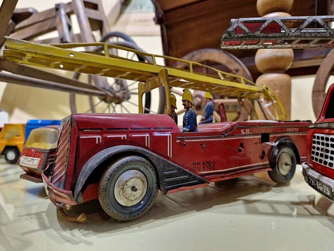 Musée du jouet ancien - La Ferté Macé