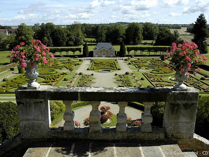 Jardins du Château de Sassy - Saint Christophe du Jajolet