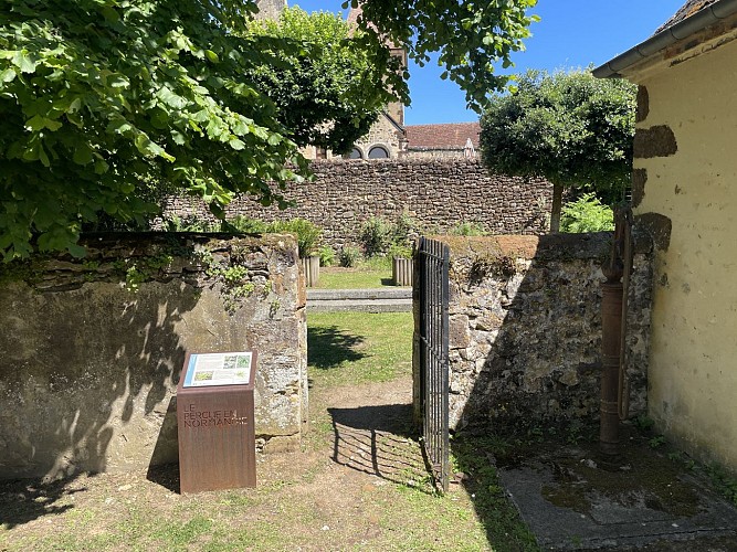 Jardin botanique La Perrière © J.Alix T61 (1)