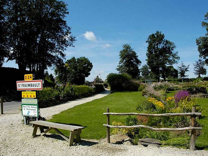 Village fleuri 4 Fleurs de St Fraimbault