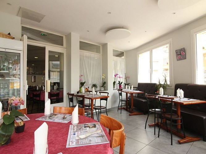 La-Maison-d-Andaine-2-Juvigny-800