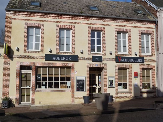 Auberge-du-Valburgeois-Ste-Gauburge-800