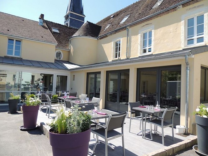 Auberge-de-la-cloche-le-theil-sur-huisne