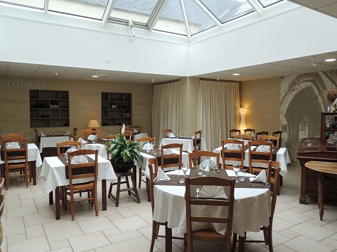 Hôtel-Restaurant Le Relais de l'Abbaye