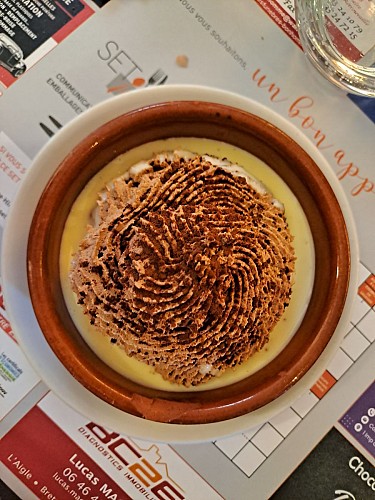 Brasserie-le-Dauphin-l-Aigle