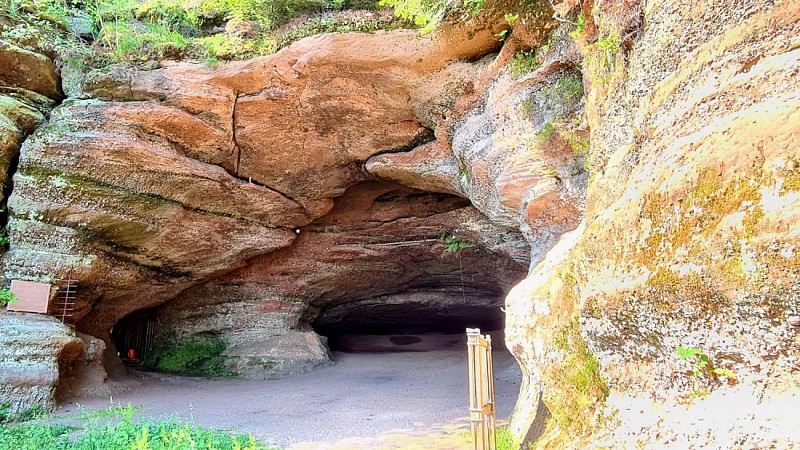 Grotte St Léon