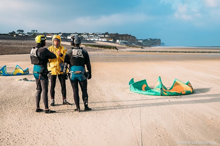 LOI_st-aubin-sur-mer_albatre-kite-surf©pierre-leboucher-2020 (6)