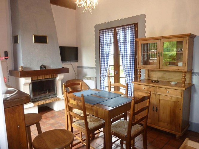 Granges-du-bout-de-la-Ville-Montville-2025-vue-