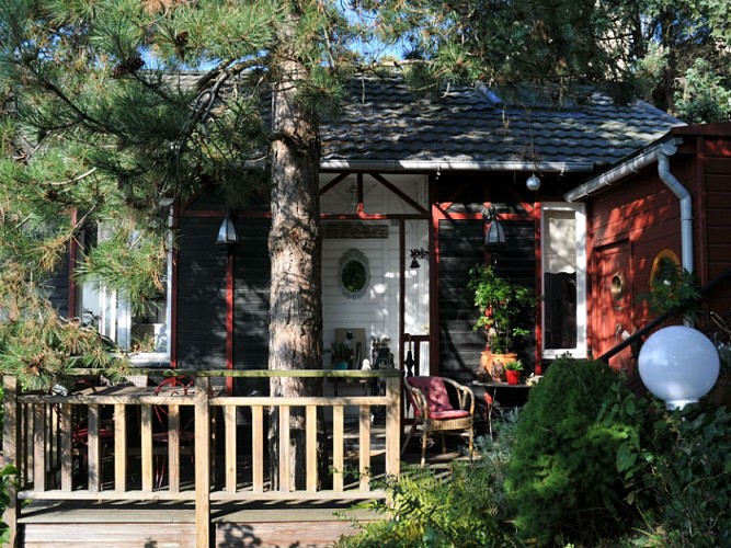 VIEUX CHALET STYLE BORD DE MER 800x 600