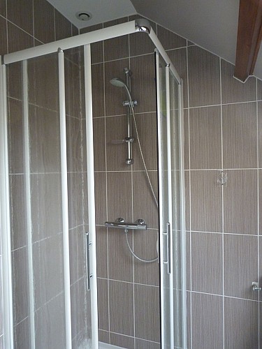 Douche à l'étage 
