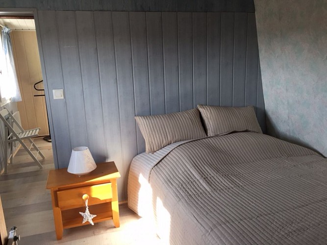 Chambres--2----Vent-d-Amont---Mme-Lesale---Quiberville----Lesale