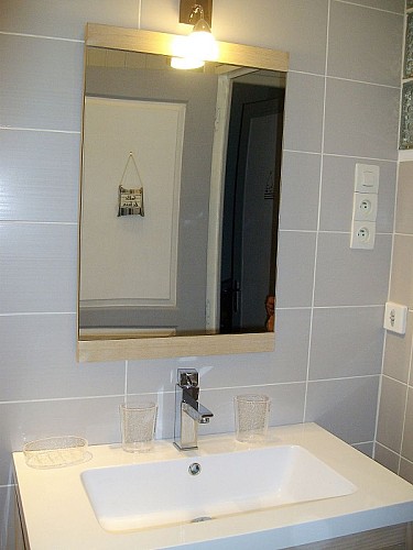 Eu_Chez-Suzy-et-Gerard_Lavabo@M-MEULEMEESTER_2020