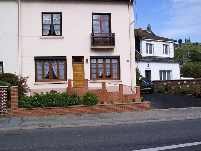 Eu_Chez-Suzy-et-Gerard_Facade@M-MEULEMEESTER_2020