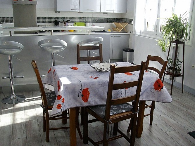 Eu_Chez-Suzy-et-Gerard_Salle-a-manger@M-MEULEMEESTER_2020