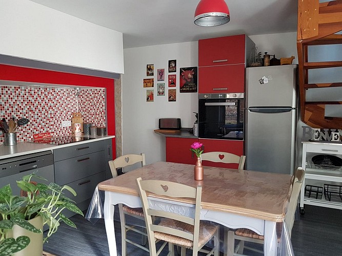 Gite Villequier Le 1882 Cuisine équipée et coin repas