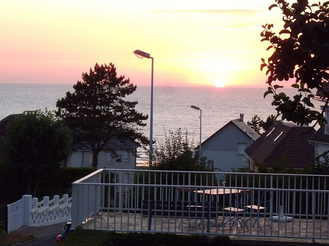 vue sur la mer depuis la terrasse