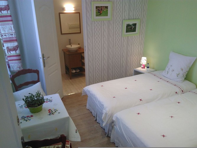 Chambre-1er-etage-Tante-Yvone-2017-2