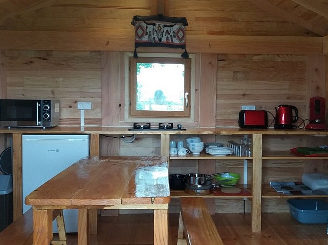 2 Trappeur - Les Cabanes d'Eddie - Avesnes-en-Val ©Ayral