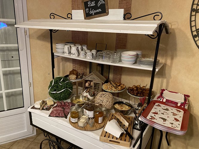 CHAMBRES D'HÔTES "LAY CHAMBRES DE LA CHAPELLE"